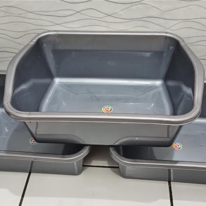 Baskom Plastik / Kotak persegi panjang Bak ember Segi Komet Star 302