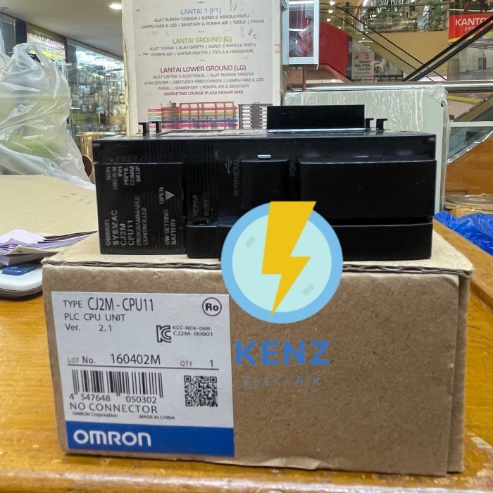 CJ2M-CPU11 PLC OMRON MADE IN JAPAN