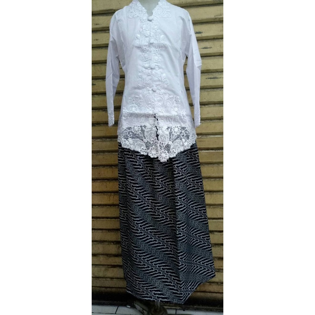 Terlaris ✨ -Kebaya sekolah, Kebaya Bordir anak, Setelan Kebaya sekolah - 4-5 tahun, Putih