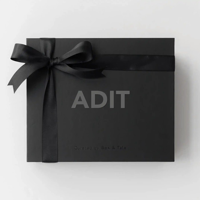 

Best Seller Hadiah Valentine Pacar Cewek / Cowok - MAKING YOUR DAY by Box and Tale - Hitam