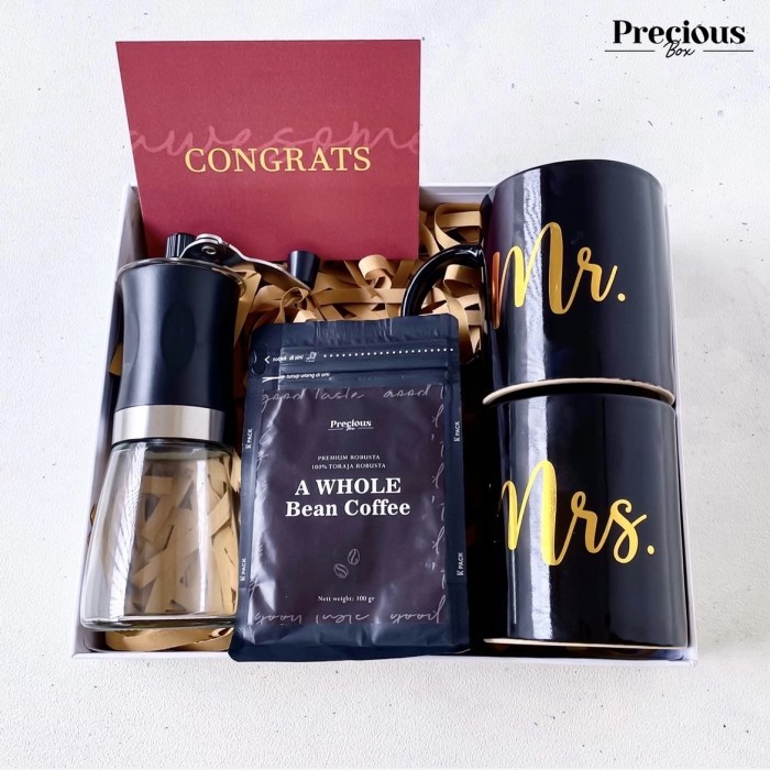 

Best Seller WEDDING HAMPERS | COUPLE GIFT | ANNIVERSARY GIFT | KADO PERNIKAHAN - Mug White