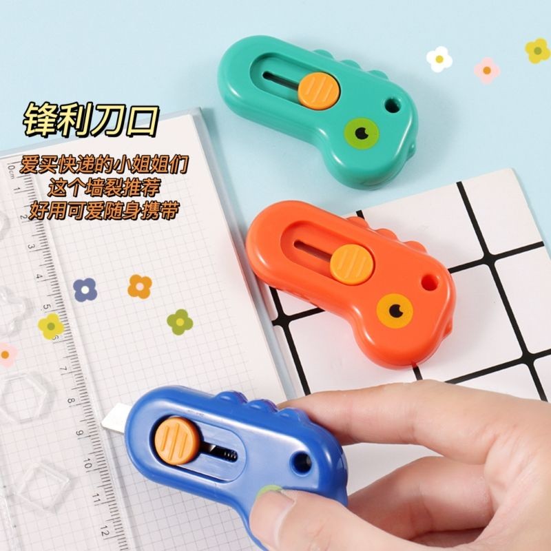 

Pemotong bak mesin dinosaurus / pemotong bak mesin mini / pemotong mini/Cutter mini pisau pemotong/Pemotong Mini Portable/Cutter Genggam Mini