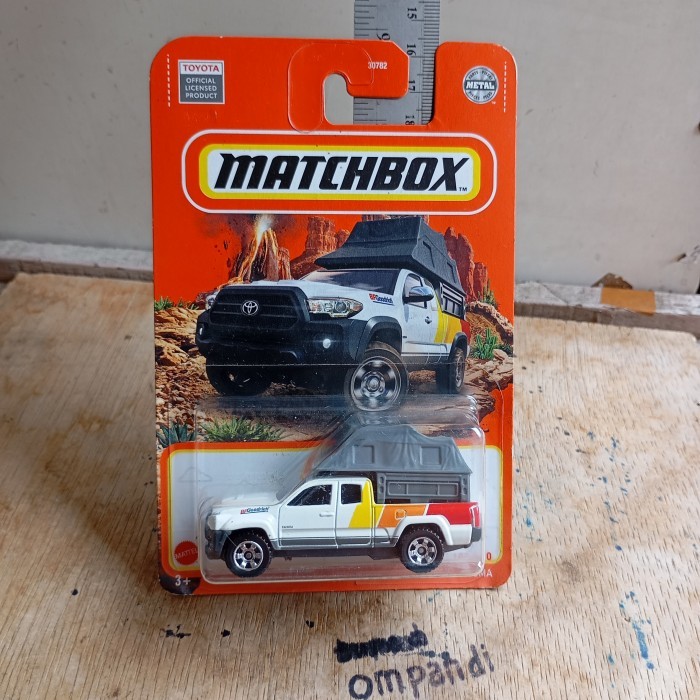 MAINAN matchbox Toyota Tacoma 2016