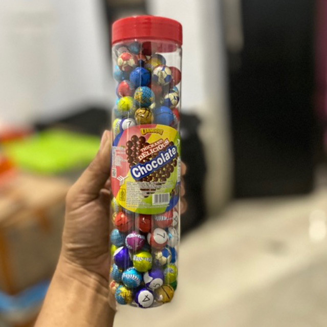 

LIANGGUI CHOCOLATE BALL 300 GRAM [2.5 GR X 120 PCS]