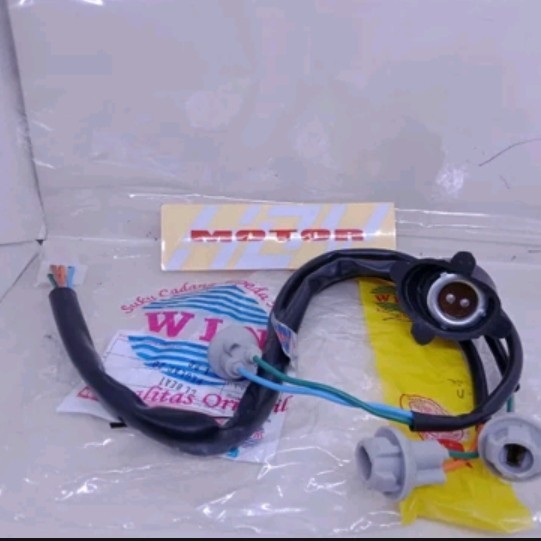 fiting lampu depan Honda beat karbu beat 2010 berkualitas