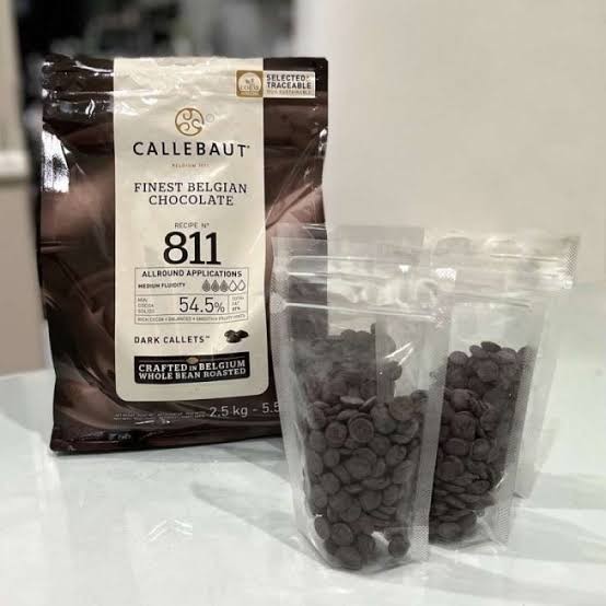 

callebaut 811 dark chocolate 54,5% repack 250 gr