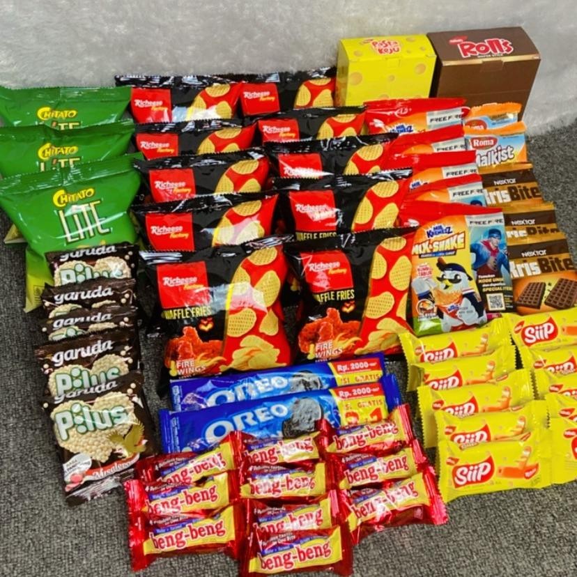 

G&C Paket Snack isi 100 pcs Hampers Gift Snack Box