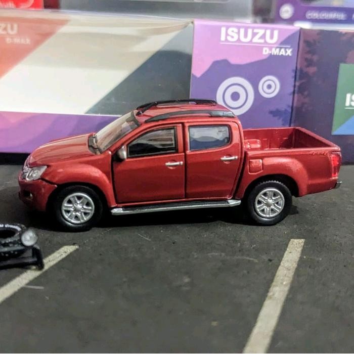 HJ99 Diecast BM Creations Isuzu D-max Dmax 2016 Orang Red