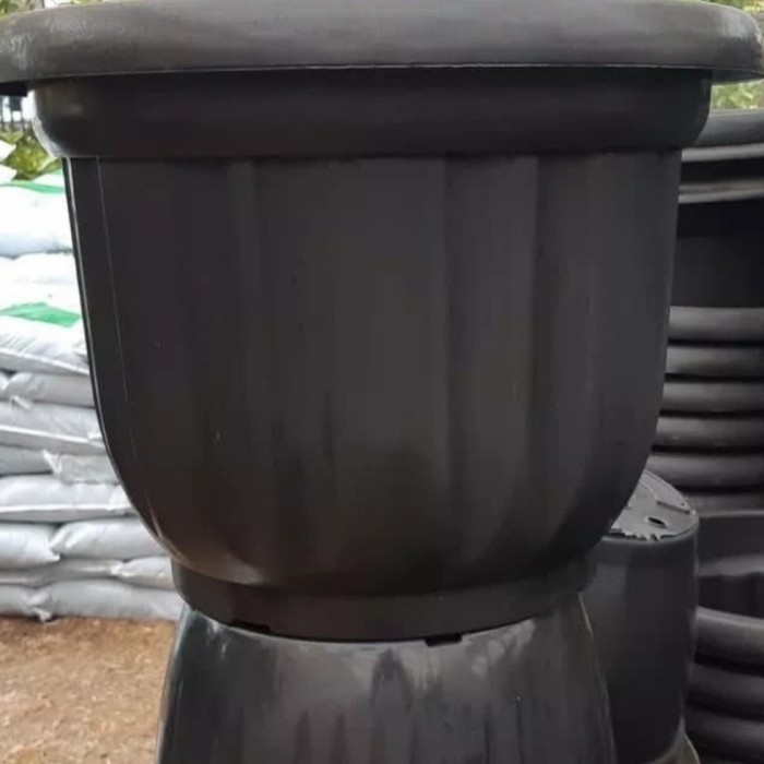 pot 60cm hitam