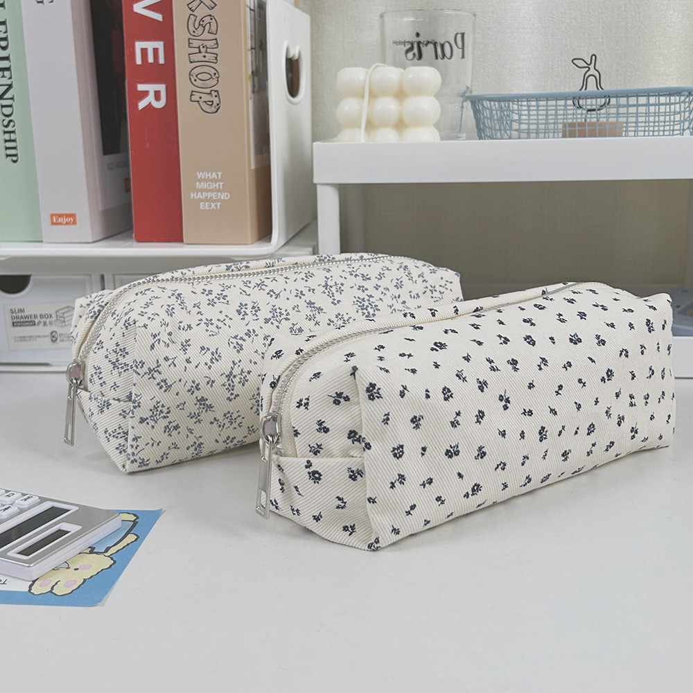 

Cute Pencil Case/ Pouch,Pencil Bag/Case Holder Floral Pen Holder Cosmetic Makeup Bag for Women Fuzzy Plush Kpop Photocard Holder
