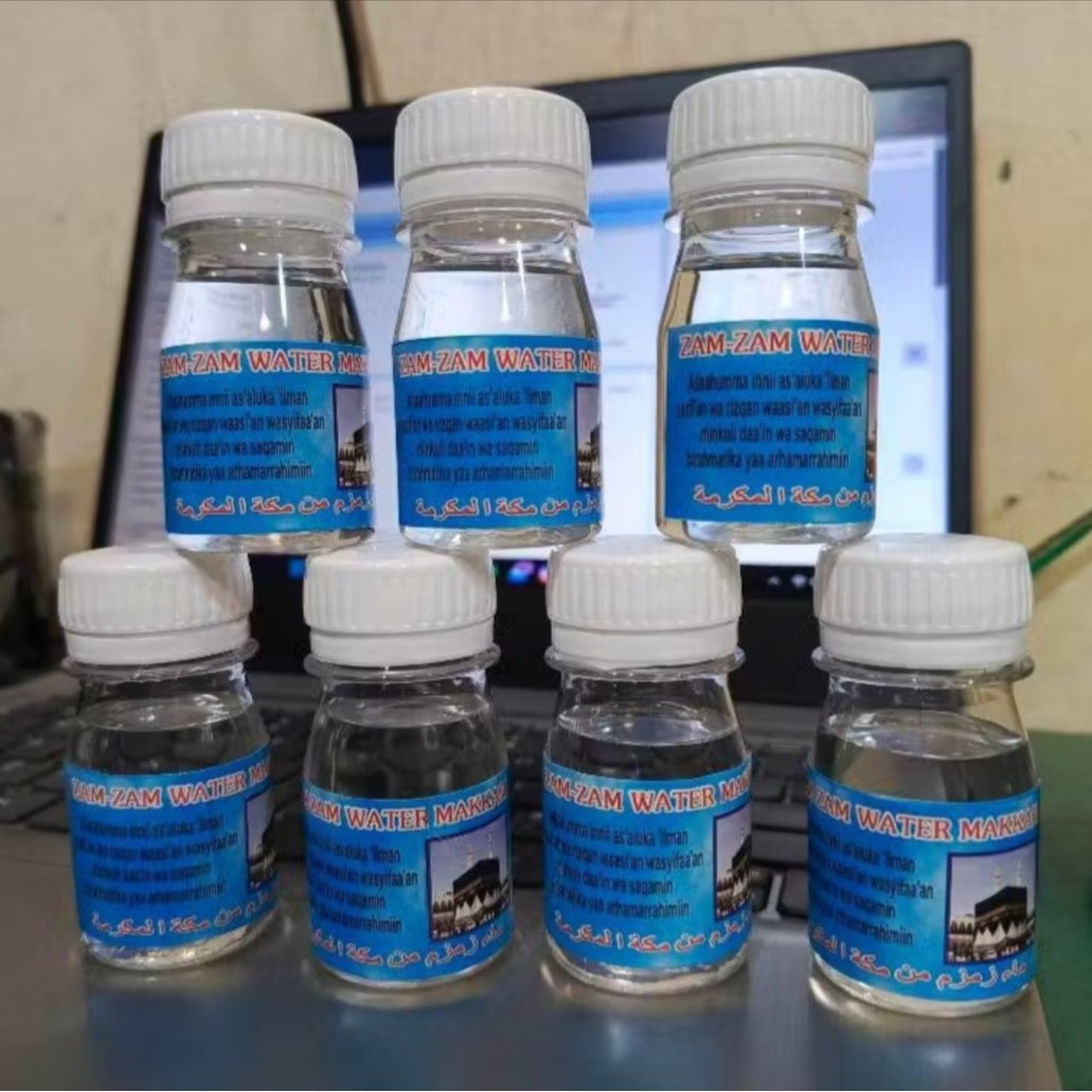 

Air Zam Zam Original Kemasan EKONOMIS 80ml Tanpa Bahan Campuran Air Zamzam Murni 100% ASLI Mekah