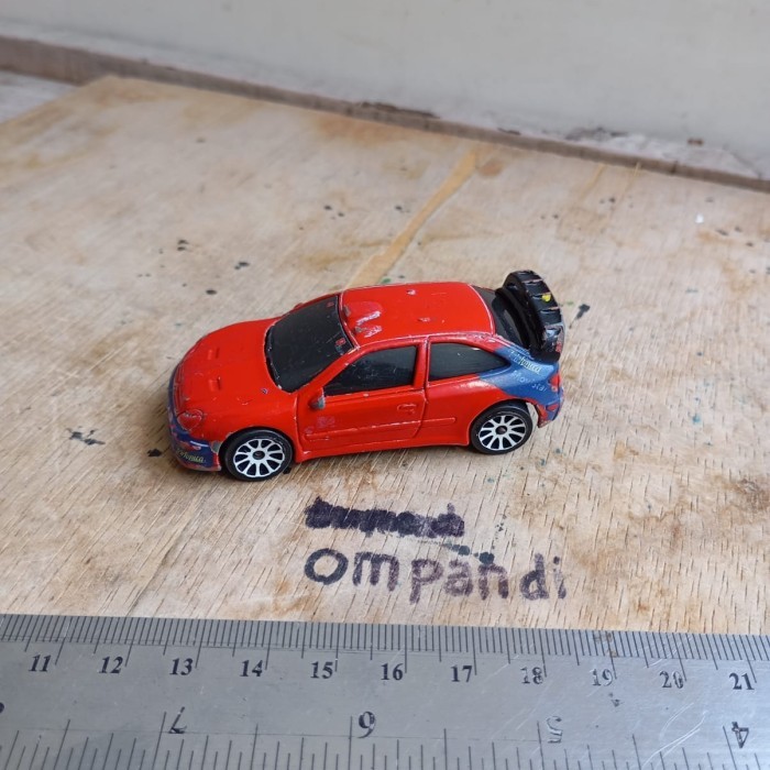 MAINAN diecast majorette Citroen xsara bekas
