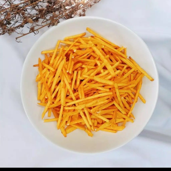 

SALE CEMILAN Stik Talas / Keripik Talas Bogor / Camilan Tradisional Cemilan Asin Makanan Ringan