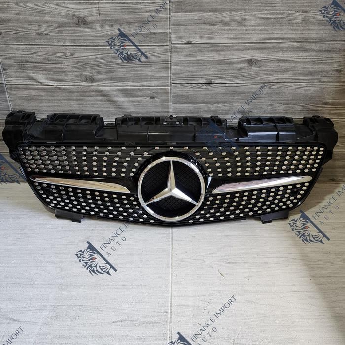 Grill Diamond Mercedes Bens R172 W172 SLK 2011-2015 Grill W172 SLK-Class With Emblem Logo - Black