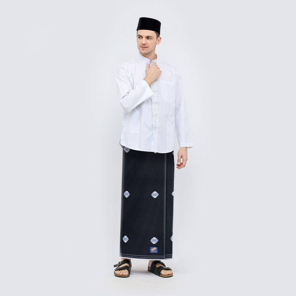 Sarung ATLAS Universal 670 Songket Hitam