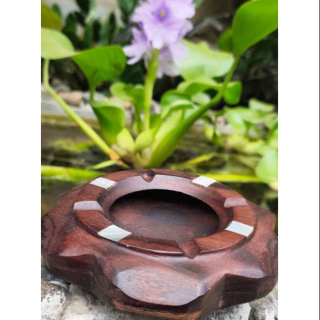 IMRON PRIBADI Produk Asbak KAYU GALIH SONOKELING HITAM Model Bulat Gerigi