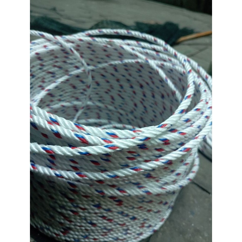 

Tali Tambang Plastik 7 Mm 50 Meter / Tali Tambang 7 Mm Eceran / Tali Tambang Kiloan.
