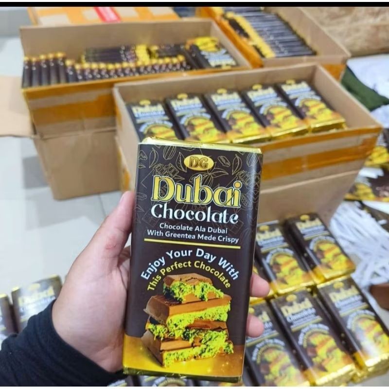 

SPESIAL COKLAT DUBAI VIRAL ISI 290GRAM
