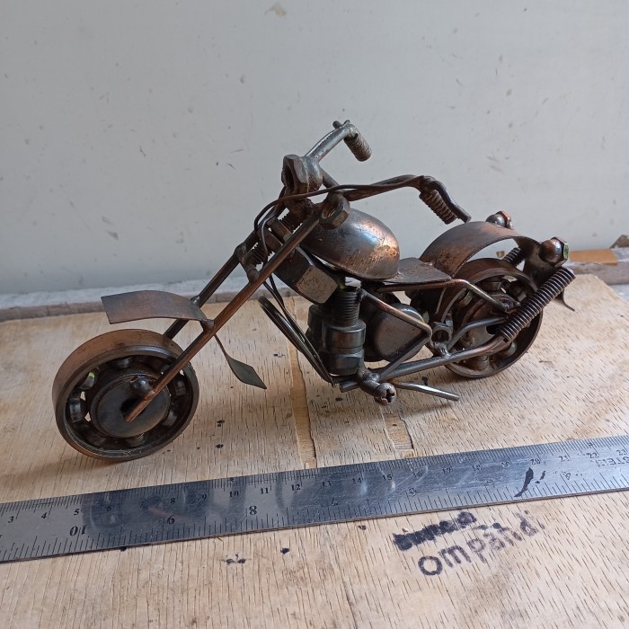 MAINAN miniatur motor custom hand made