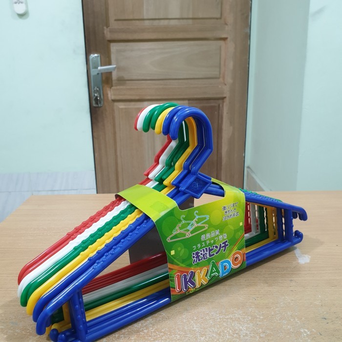 Gantungan baju plastik 12 pcs hanger baju dewasa gantungan plastik