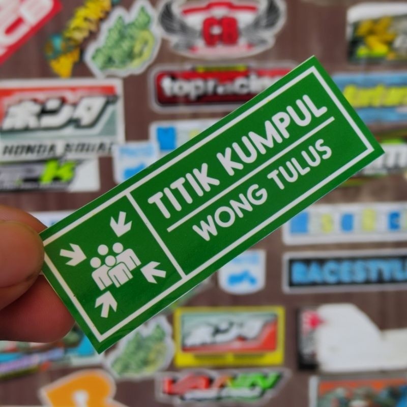 

stiker titik kumpul wong tulus kotak