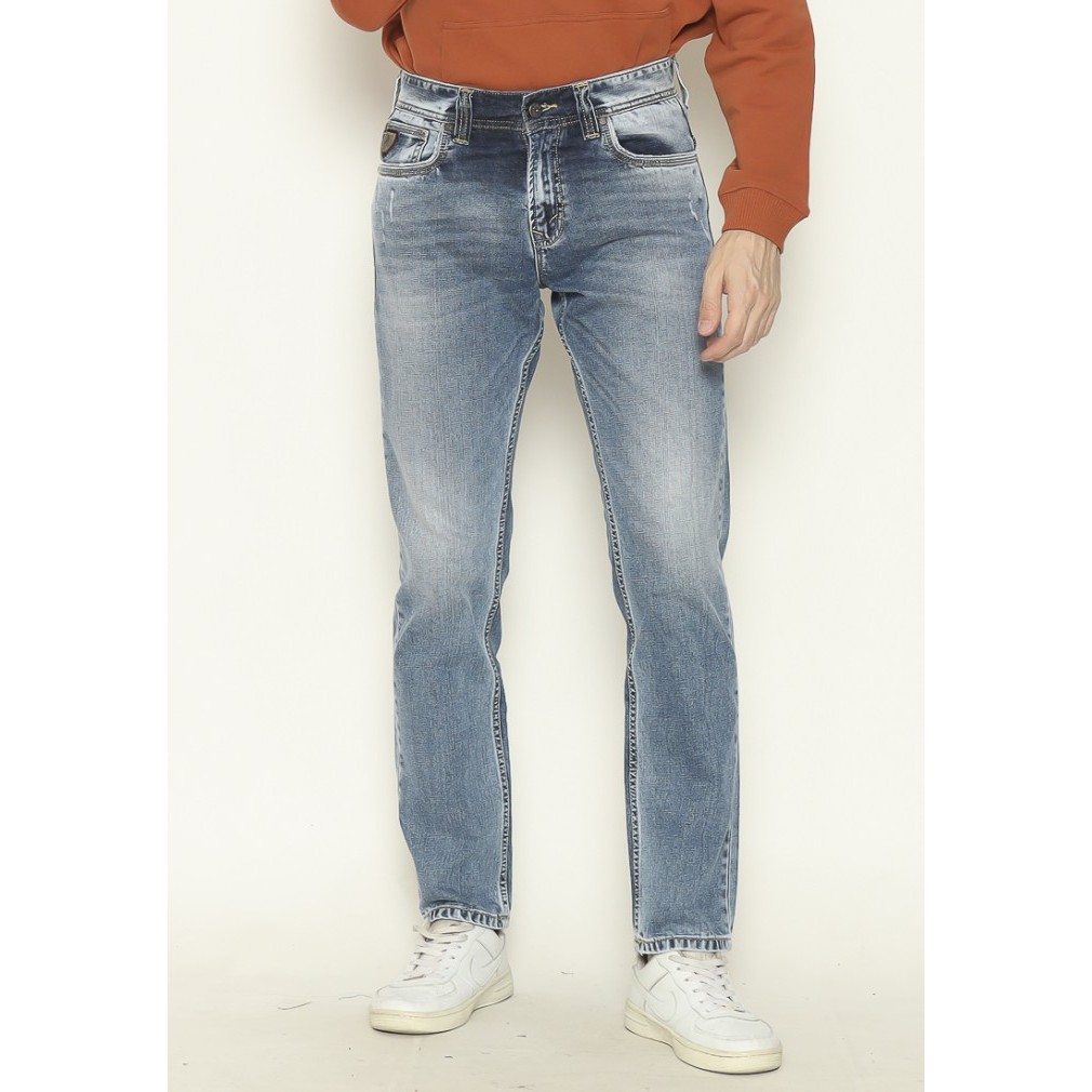 Lois Celana Jeans Slim Fit CFL104E