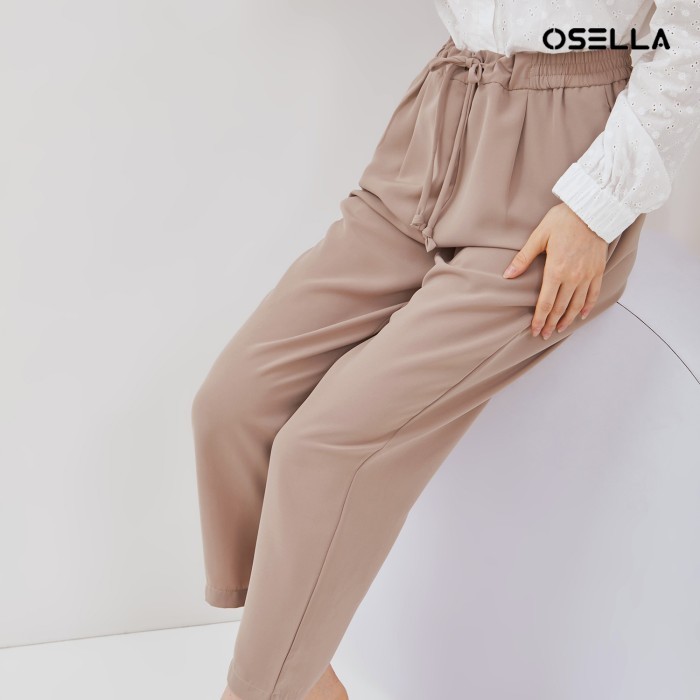 Osella Yuji Flowing Cropped Trousers 21815001 | Celana Panjang Wanita
