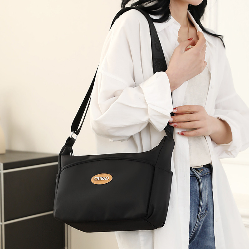 tuotuo -TAS SELEMPANG CHIBAO 6176 TAS MODEL TERBARU CHIBAO