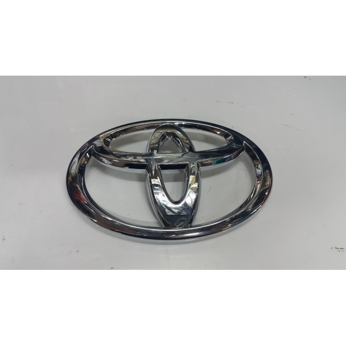 JUAL Logo depan toyota/logo gril depan avanza new,veloz,innova 2012 on ori BEST SELLER