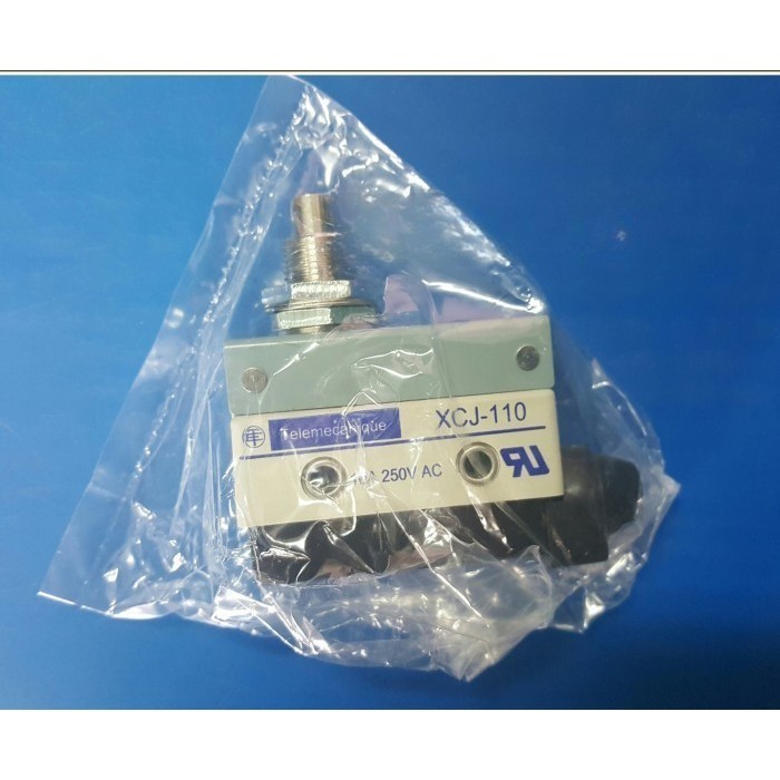 SCHNEIDER TELEMECANIQUE LIMIT SWITCH XCJ110