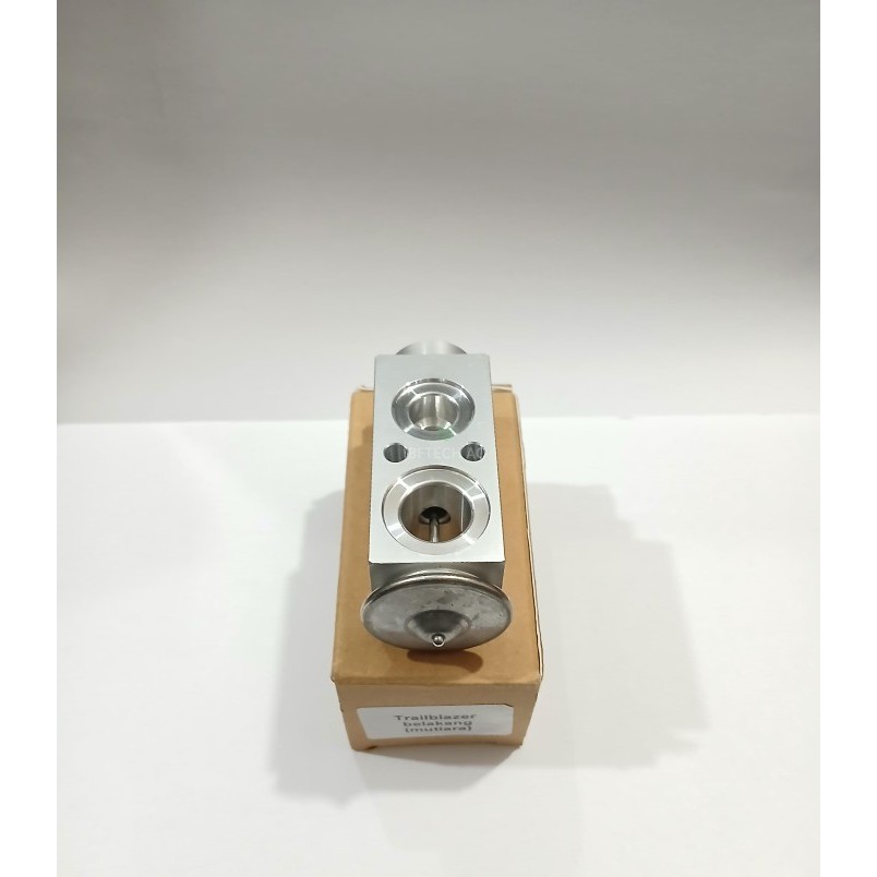 Expansi Chevrolet Trailblazer Belakang AC mobil