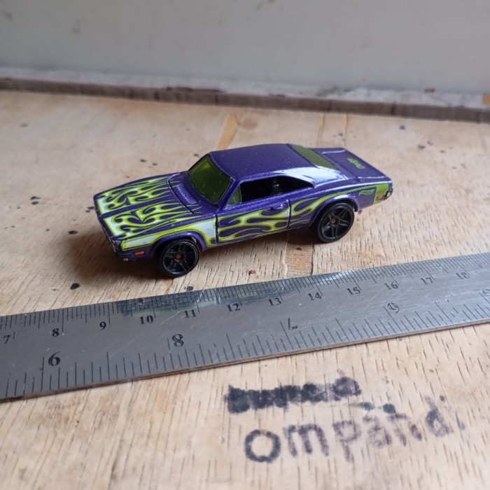 MAINAN hot wheels Dodge charger diecast