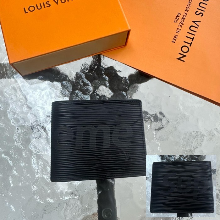 DOMPET PRIA CASUAL KULIT HIGH QUALITY / DOMPET PRIA BRANDED IMPORT / DOMPET BRANDED PRIA LIPAT IMPOR