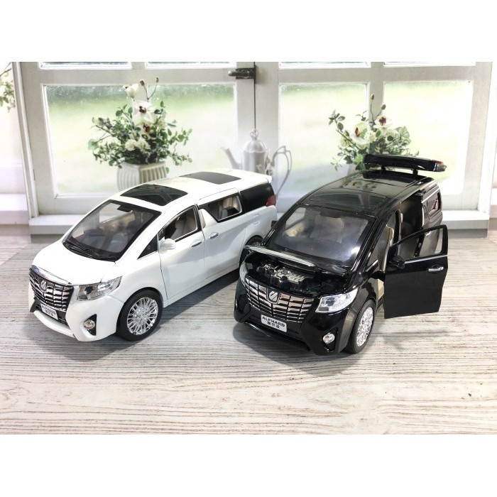 XLG M9230 MINIATUR DIECAST TOYOTA ALPHARD VELLFIRE GEN 3 SKALA 24
