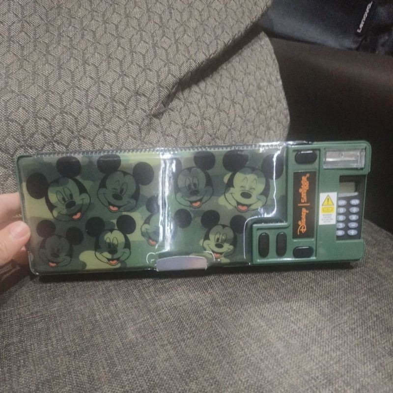 

kotak pencil Pensil Smiggle disney original