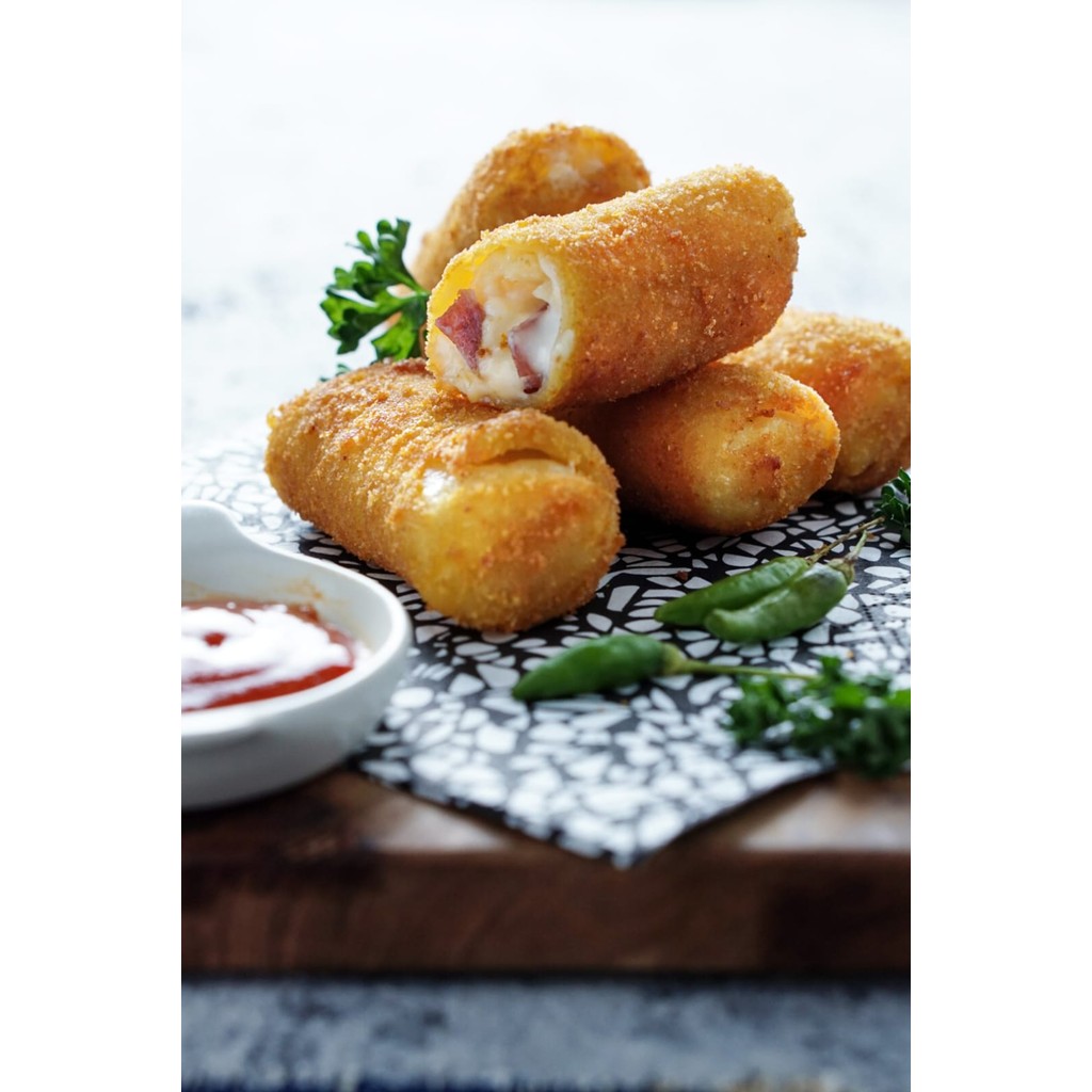 

RISOL SMOKE BEEF MAYO GLUTEN FREE/ NON MSG/ NON PENGAWET (ISI 8)