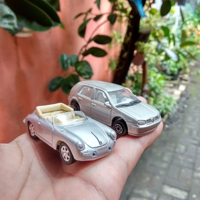 Porsche 356B & VW Golf MK IV Loose Set 2Pcs Welly Miniatur Mainan Diecast