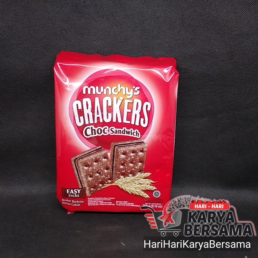 

MAKANAN RINGAN BISKUIT MUNCHY'S CRACKERS CHOCOLATE SANDWISH 258GR