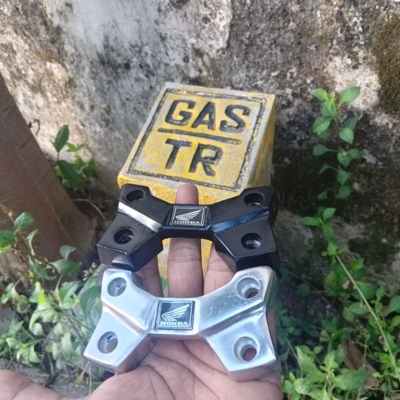 klem stang kleman stang stir pangkon stir CBR new CBR150 CBR 150 breket stir cbr new dudukan stir cb