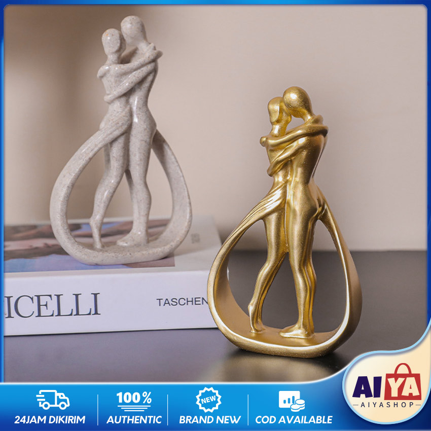 

Pajangan Meja Patung Pasangan Couple / Couple Kiss Dancing Sculpture / Ornament Couple Hiasan Dekorasi Rumah