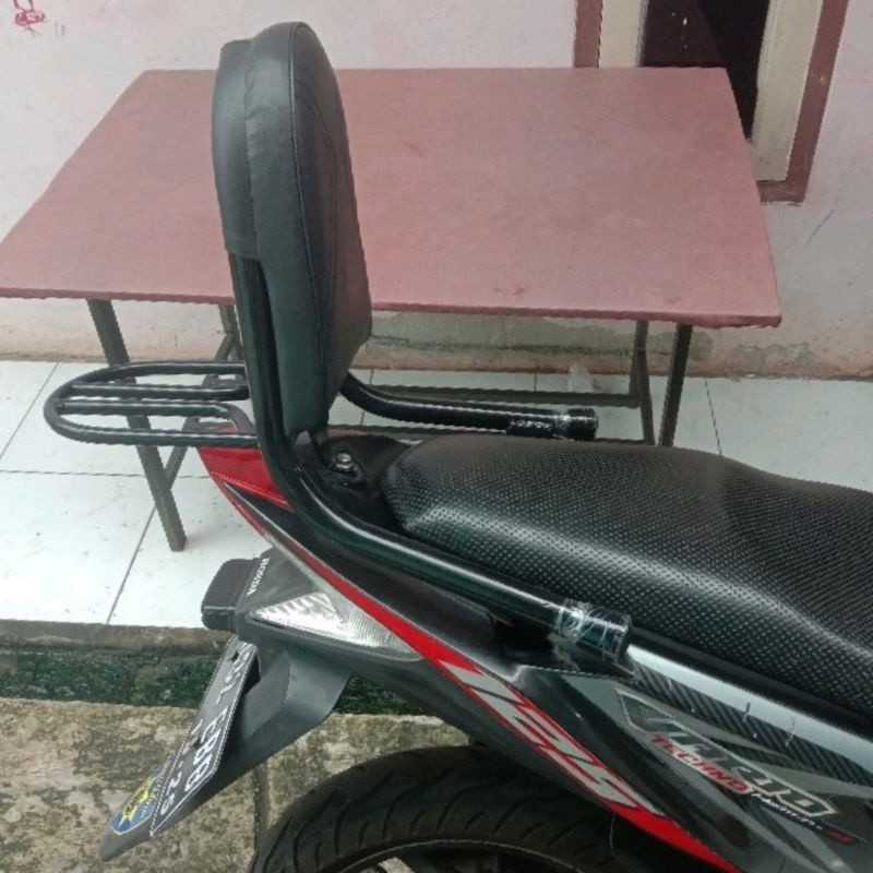 Sandaran Vario 125 Techno Old Vario 125 New Keyless Senderan jok Belakang Vario 125