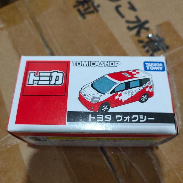 FG99 tomica 107 toyota voxy