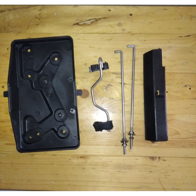 tatakan aki Avanza Xenia tatakan aki tatakan aki