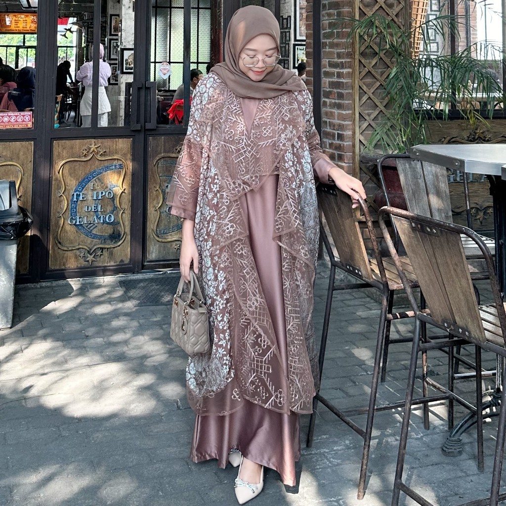 Setelan Gamis viscose batik dan Outer Brokat Wanita Muslimah Elegan Model Terbaru untuk Kondangan, L