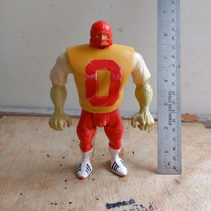 figure vintage Ghostbusters tombstone bekas
