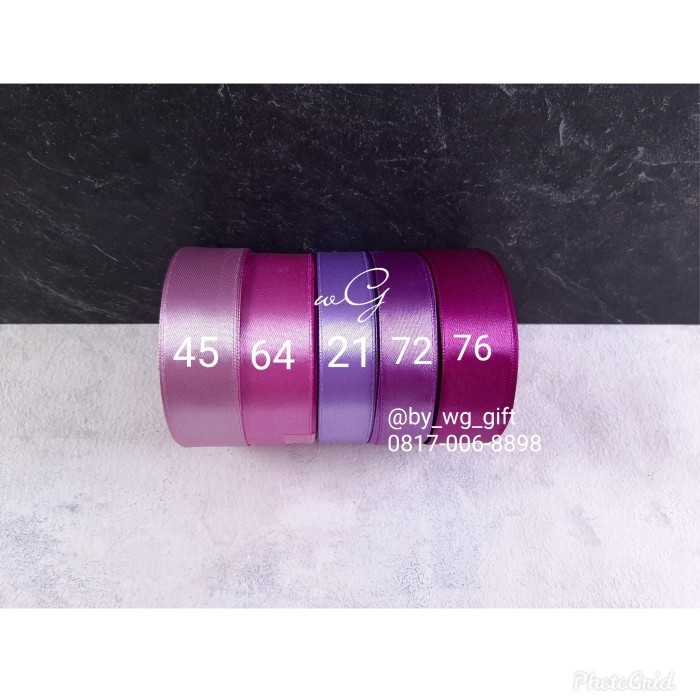 

Pita Satin - Polos ; Mix Colour E ;Mix Size; Panjang 20 yards