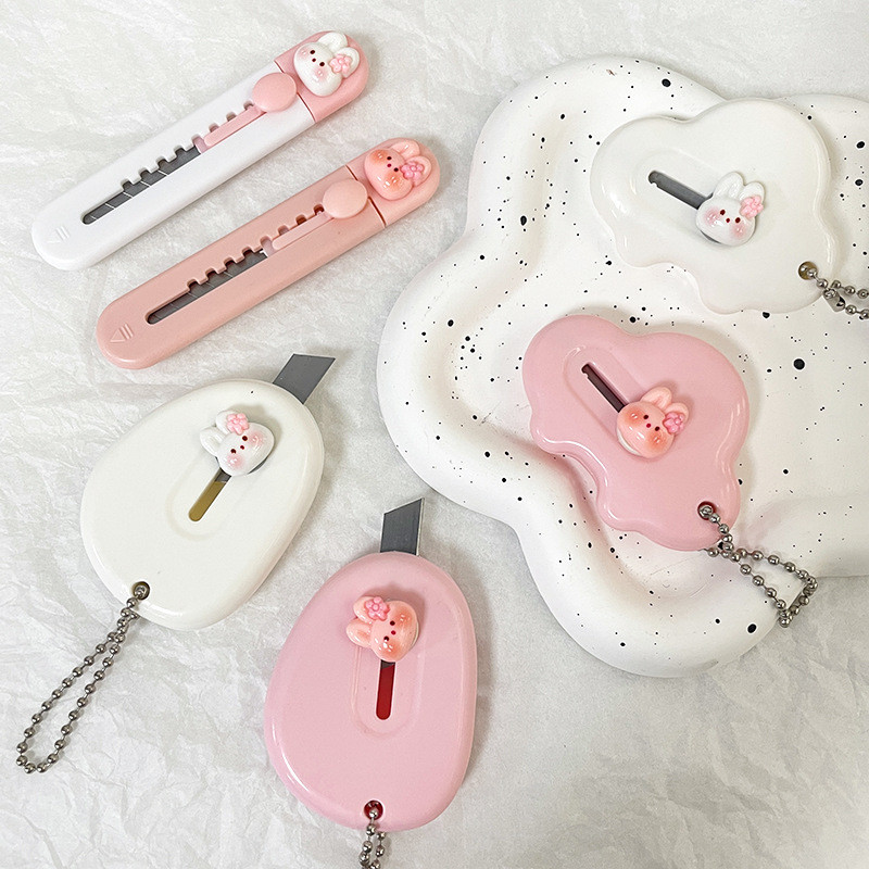 

Cute Cartoon Bunny Art Utility Knife Mini Pocket Box Knife Paper Cutter Craft Wrapping Refillable Blade Stationery Cutter