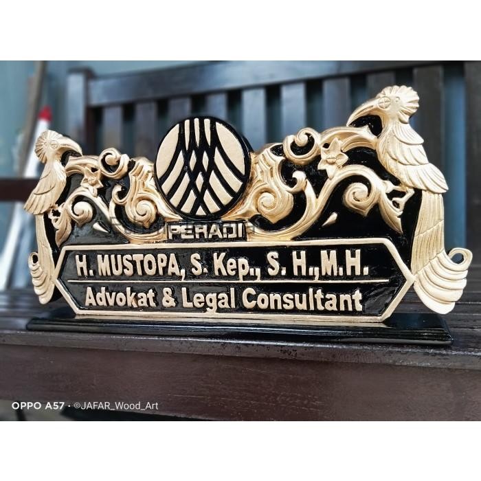 

papan nama meja ukir kayu jati-papan nama jabatan logo advokat peradi Termurah Seindonesia EJ4354