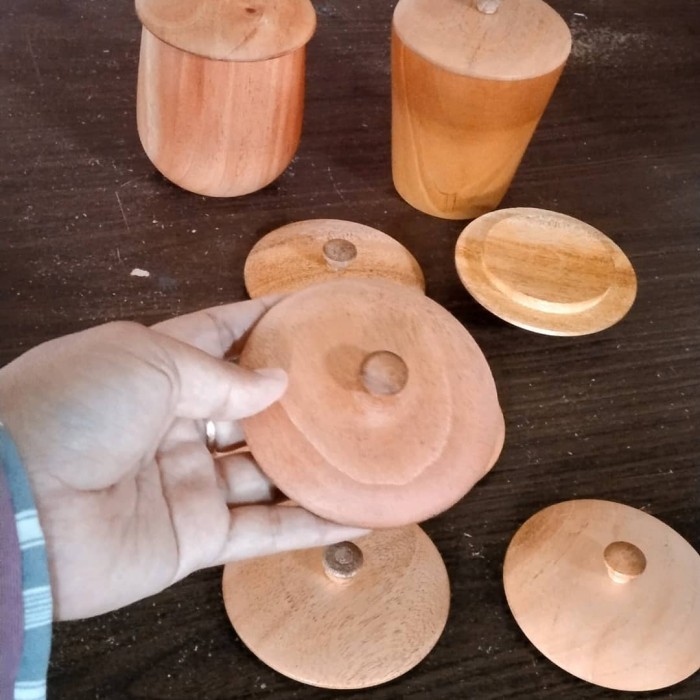 Tutup Gelas Kayu