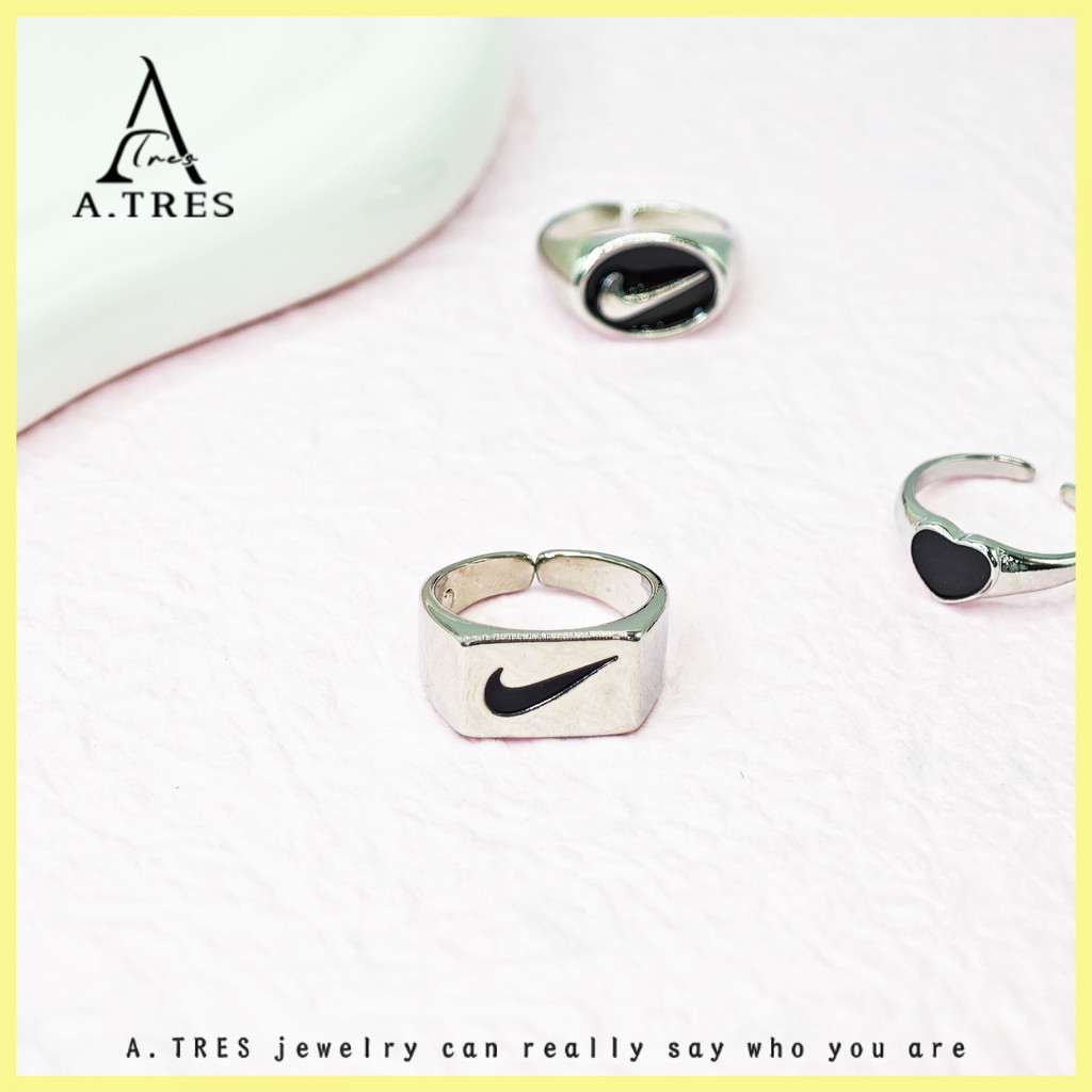 A.TRES Cincin Couple Hitam Cincin Dewasa Cincin Emas Cincin Emas Asli Cincin Emas Polos Cincin Kawin